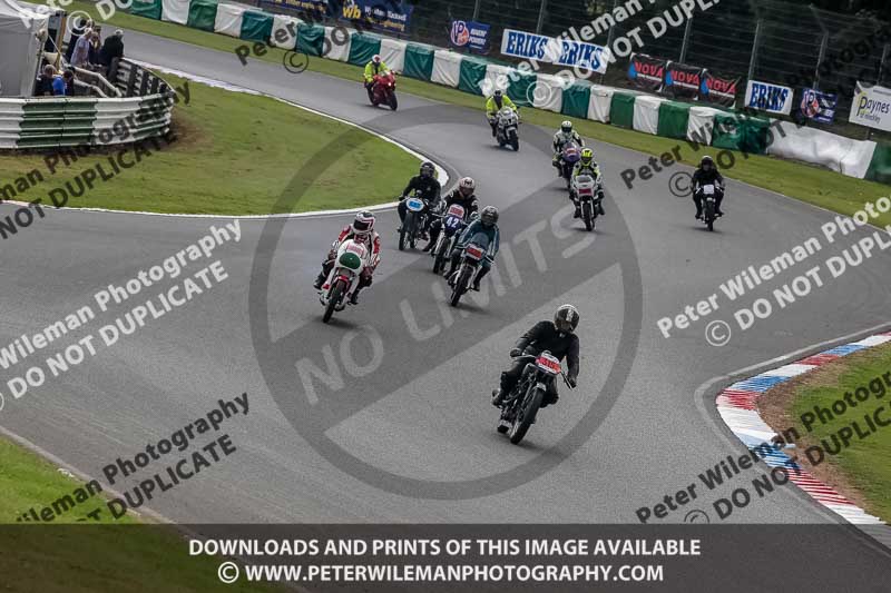 Vintage motorcycle club;eventdigitalimages;mallory park;mallory park trackday photographs;no limits trackdays;peter wileman photography;trackday digital images;trackday photos;vmcc festival 1000 bikes photographs